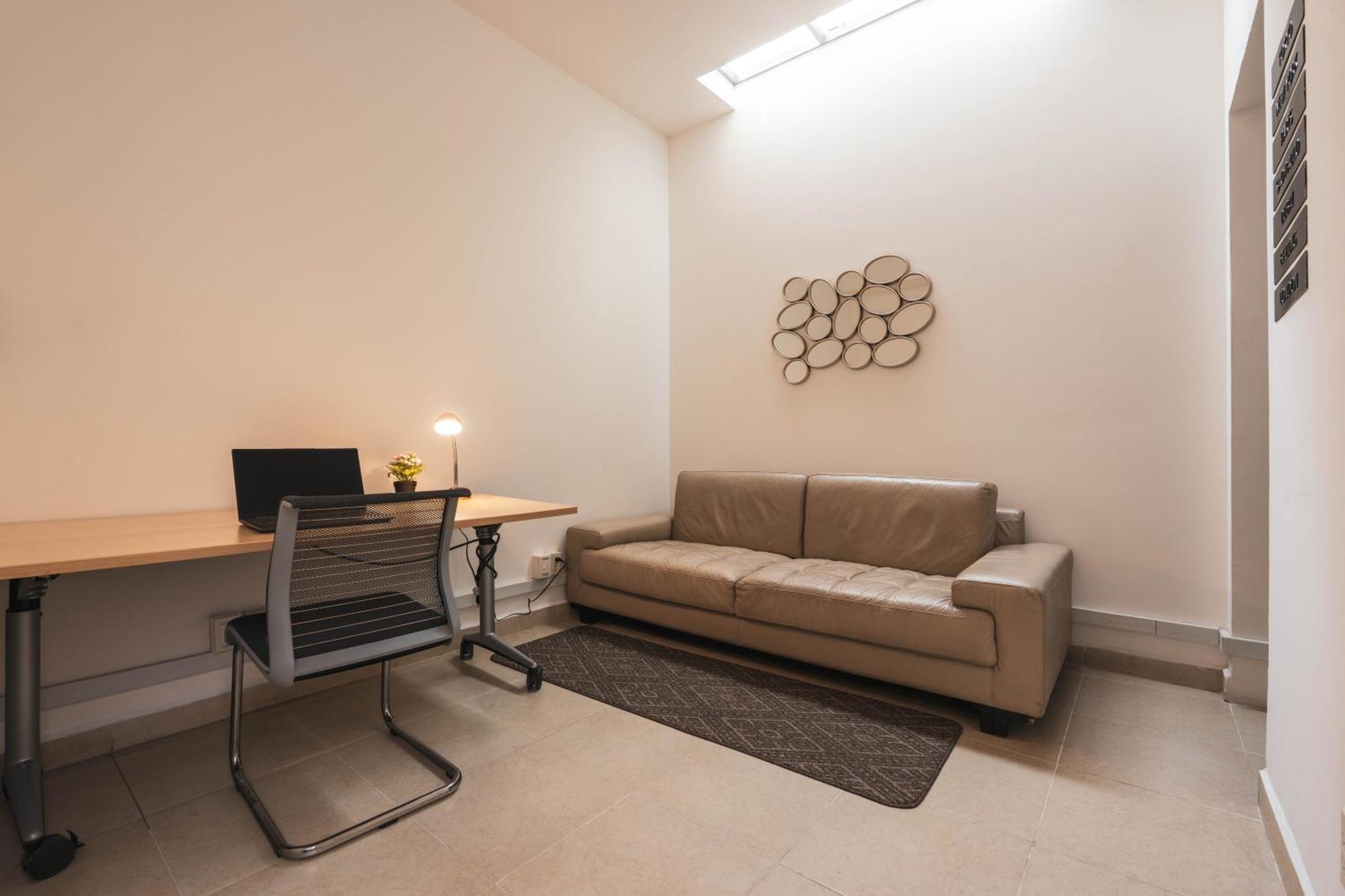 Puerta Condesa, & Appartement *