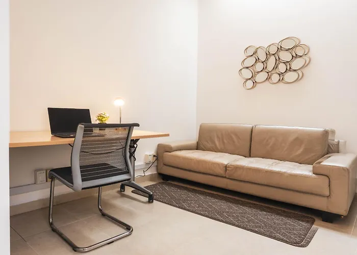 Puerta Condesa, Rooms & Studios