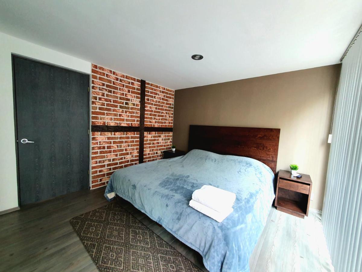 Puerta Condesa, & Apartment *
